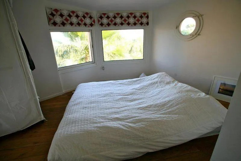 La Guetteuse Villa Hyeres 0*,  France